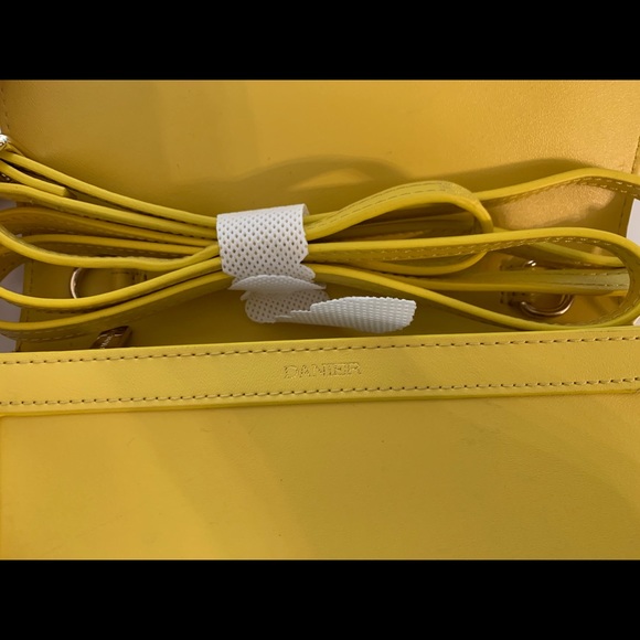 Danier leather yellow purse worn multiple ways! - Picture 6 of 7